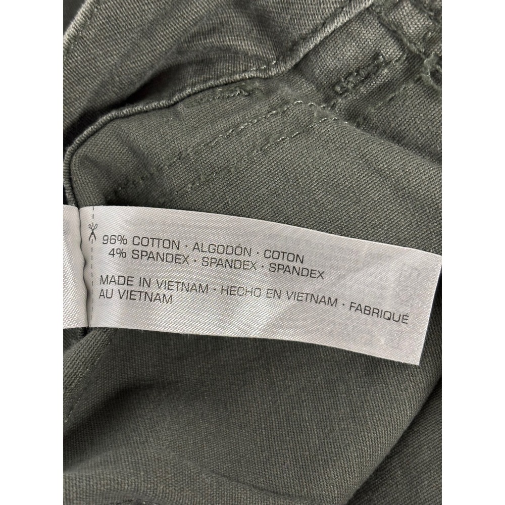 Unionbay Womens Camo Utility Shorts Olive Green Frayed Hem Size 15 Camouflage - Picture 4 of 4